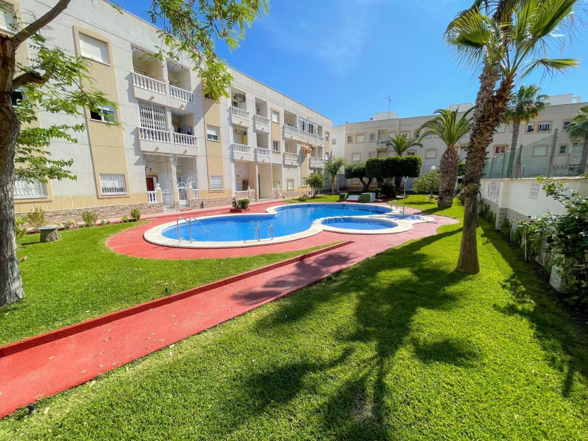 P.S. Apartment Torrevieja Dış mekan fotoğraf